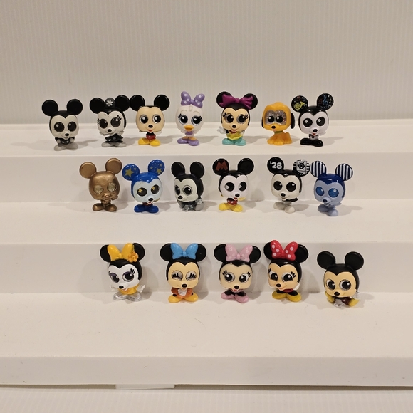 Disney Doorables Mickey and Friends Figure Set - Picture 1 of 5